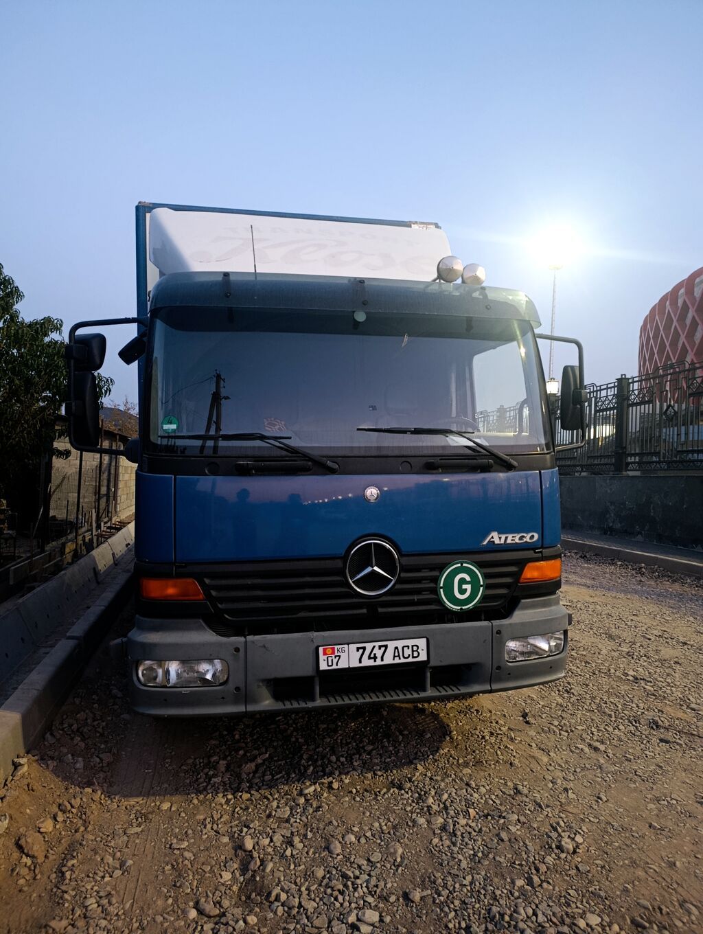 Грузовой фургон Mercedes-Benz Atego 2001 г.в. Ретардо горный, свежий: фото 2