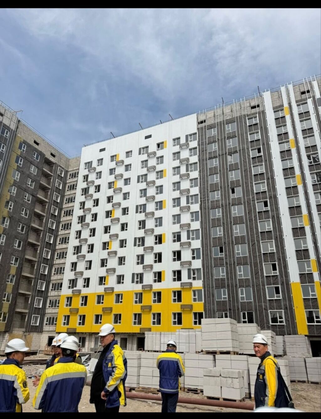 3 комнаты, 69 м², АЮ Гранд Элитка, 5 этаж, ПСО (под самоотделку): фото 1