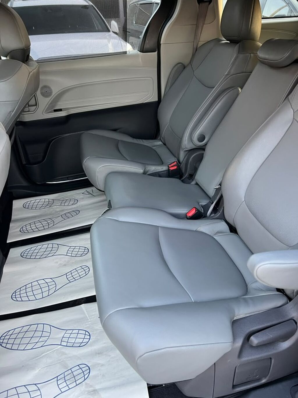 Toyota Sienna: 2021 г., 2.5 л, Автомат, Гибрид, Минивэн: фото 6