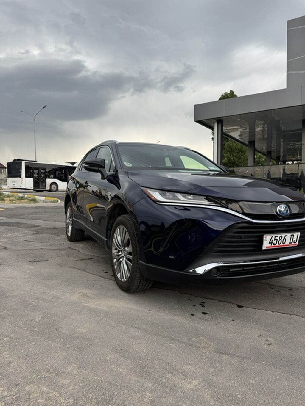 Toyota Venza: 2020 г., 2.5 л, Вариатор, Гибрид, Кроссовер: фото 4