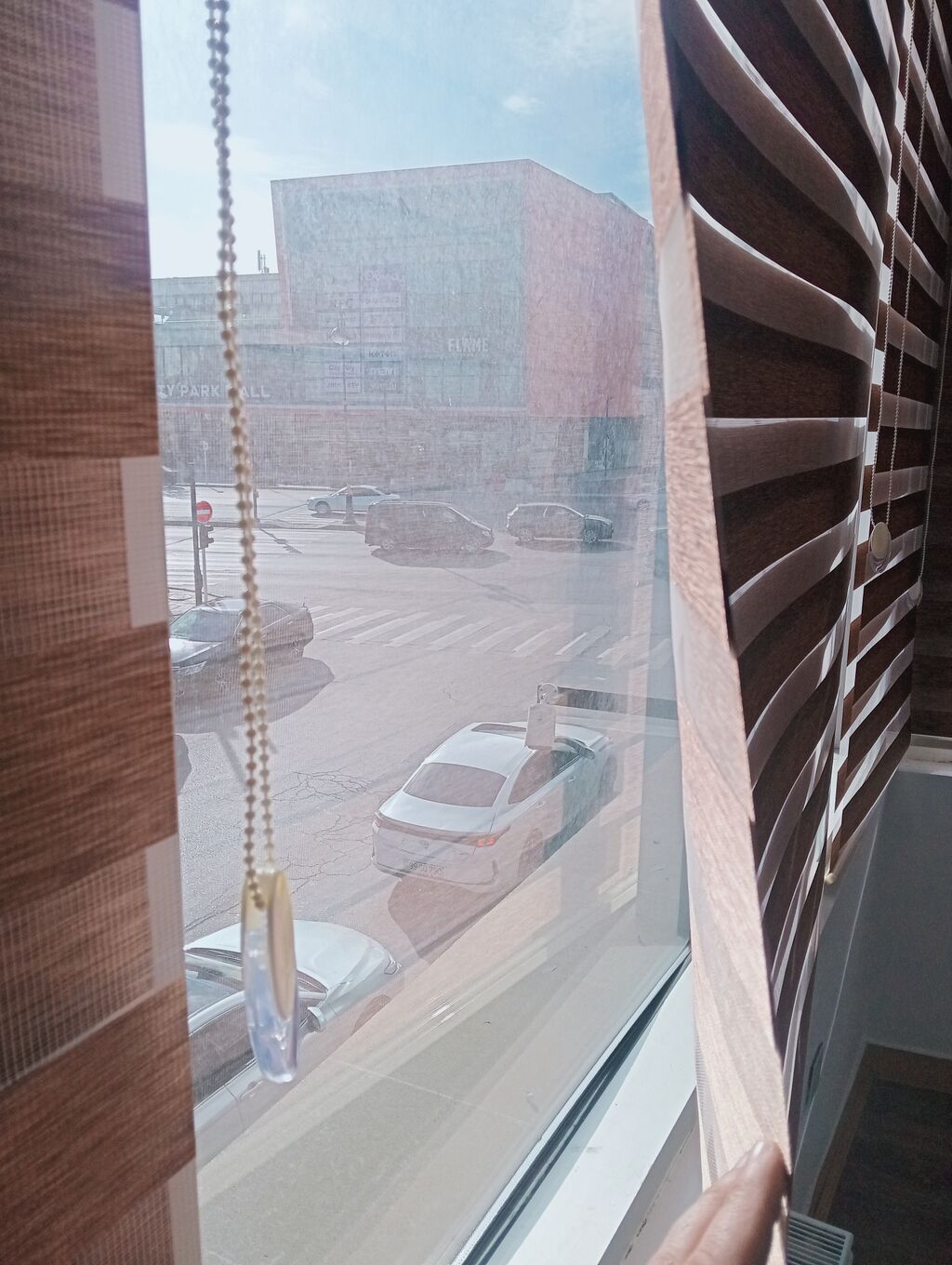 İcarəyə verilən ofis sahəsi. Babek pr 31, ağ şəhər ctiy park ilə