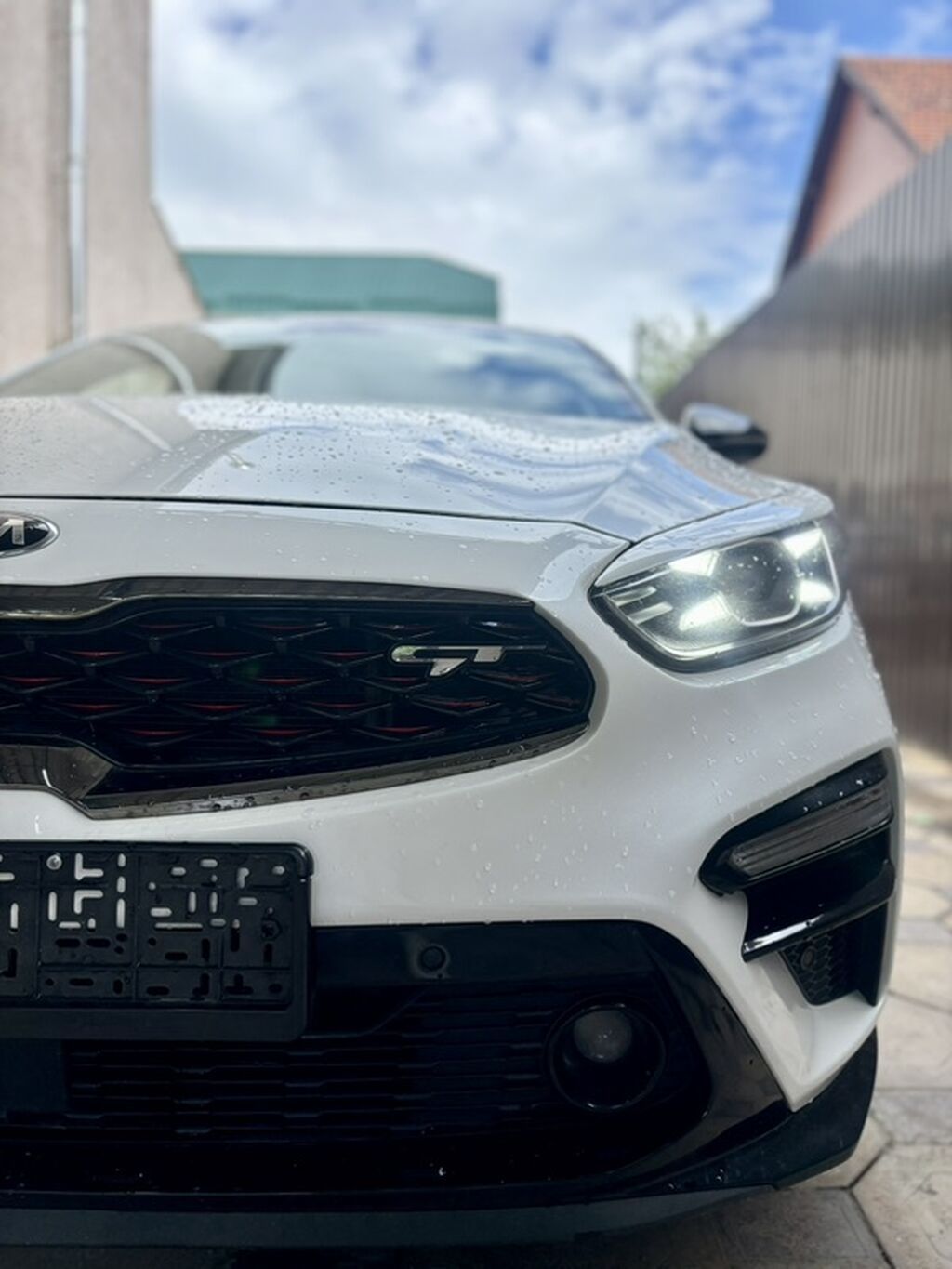Kia K3: 2020 г., 1.6 л, Бензин, Лифтбек: фото 2
