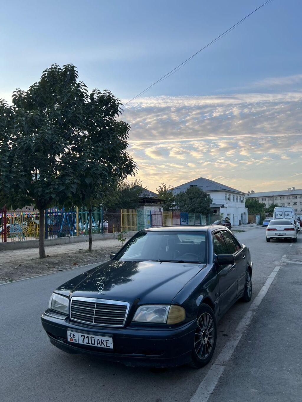 Mercedes-Benz C-Class: 1998 г., 2.6 л, Автомат, Бензин, Седан: фото 2