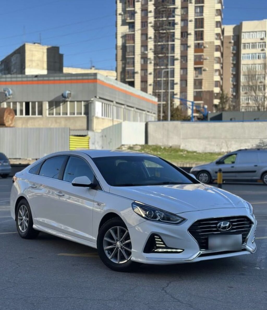 Hyundai Sonata 2018 г., 2.0 л, автомат, бензин: фото 2
