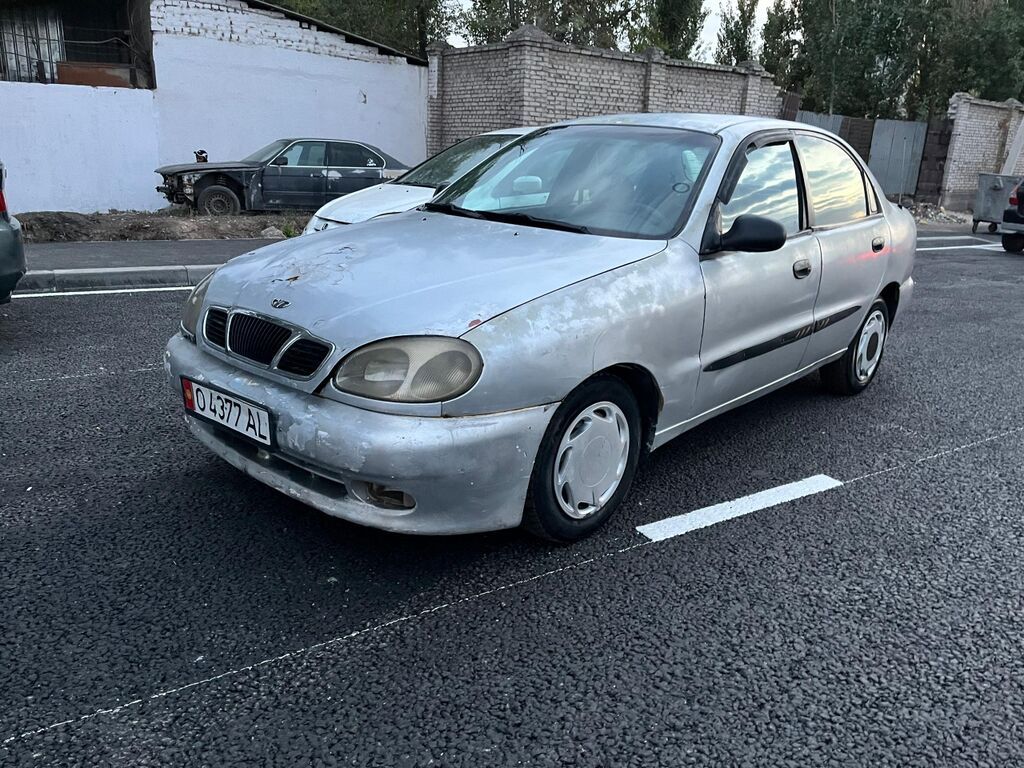Daewoo Lanos: 1998 г., 1.5 л, Механика, Бензин, Седан: фото 8