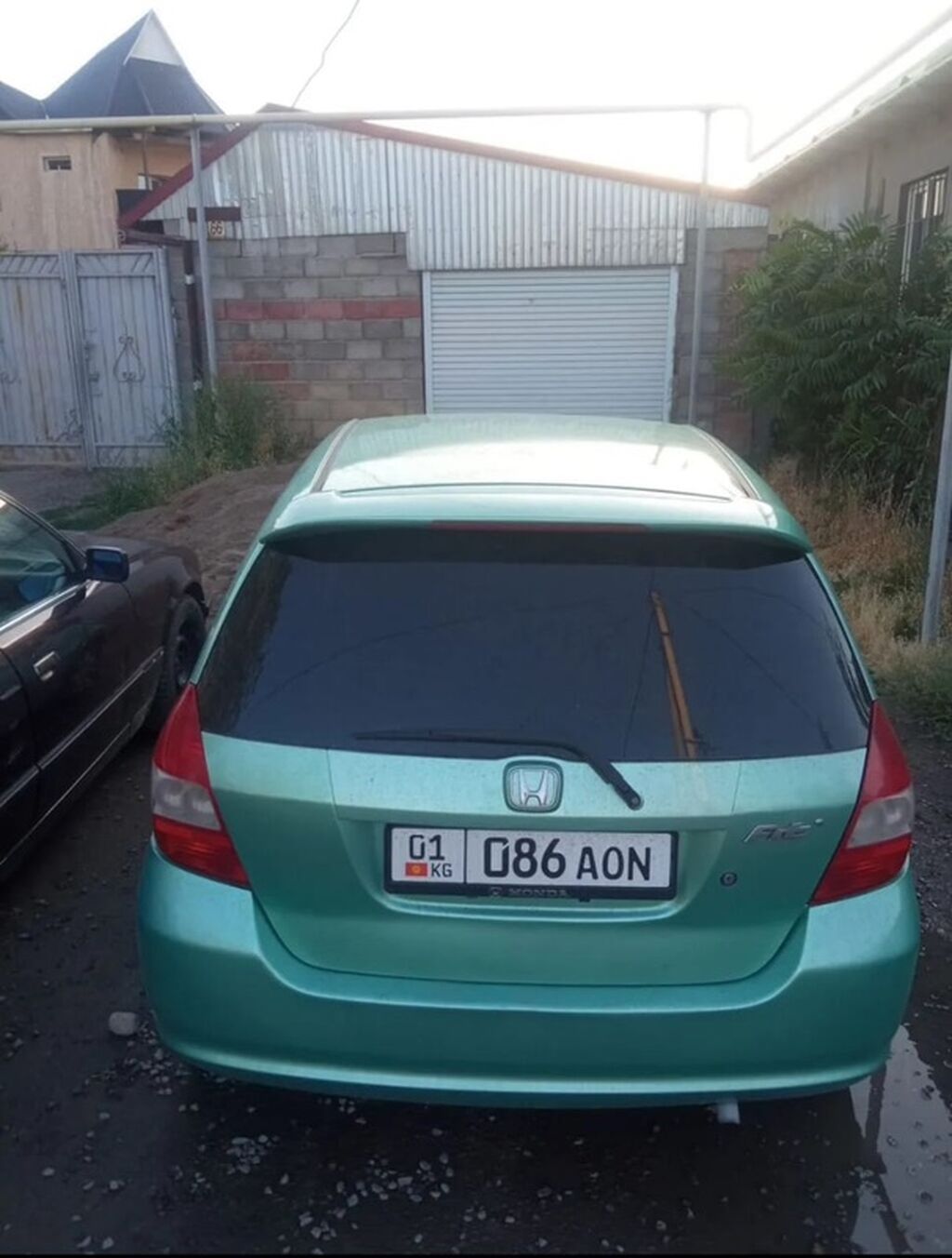 Honda Fit: 2003 г., Хэтчбэк: фото 2