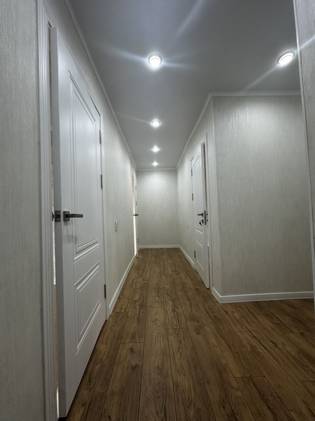 3 комнаты, 63 м², Индивидуалка, 4 этаж, Свежий ремонт: фото 2