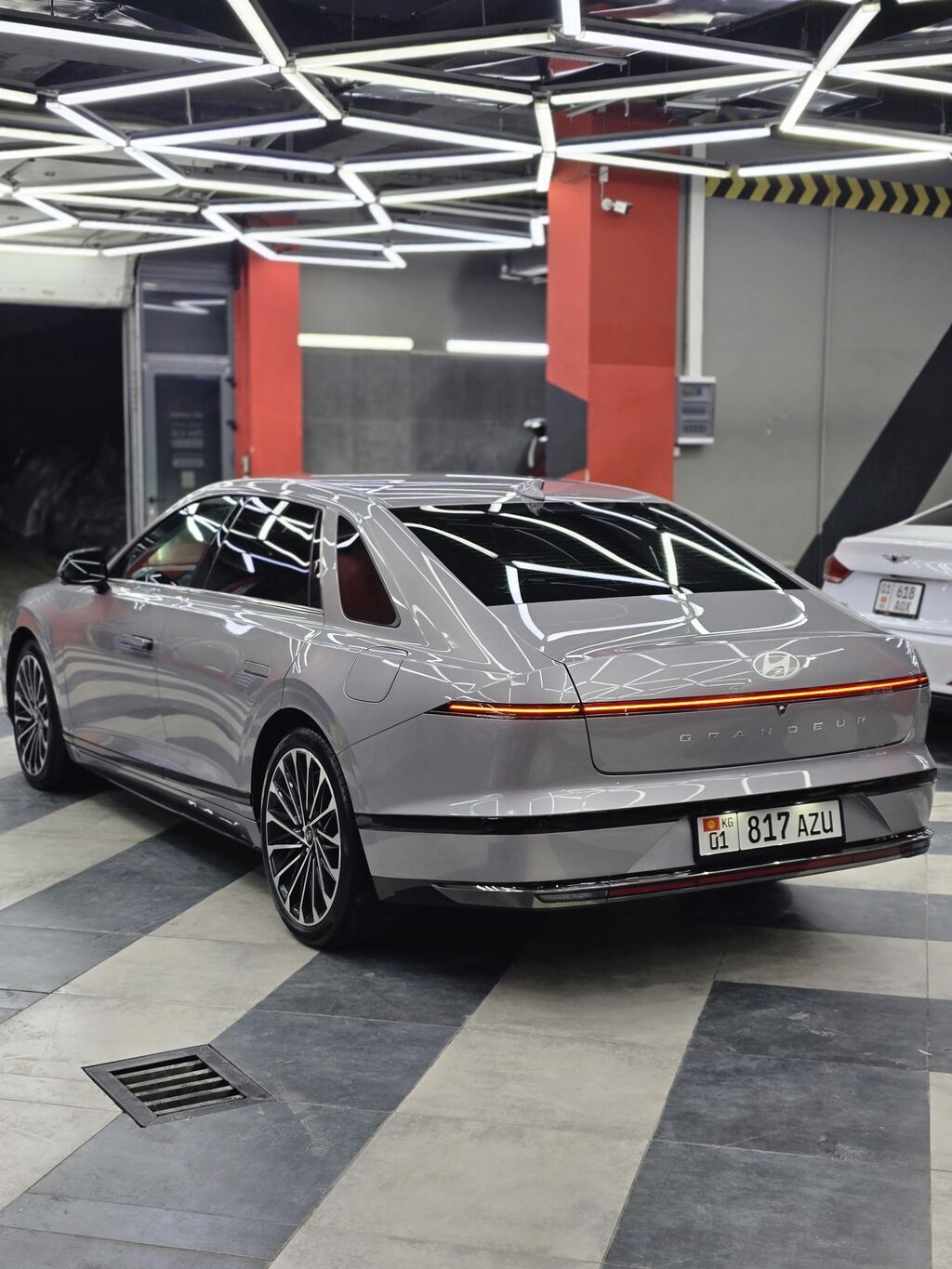 Hyundai Grandeur: 2023 г., 1.6 л, Автомат, Гибрид, Седан — фото 5