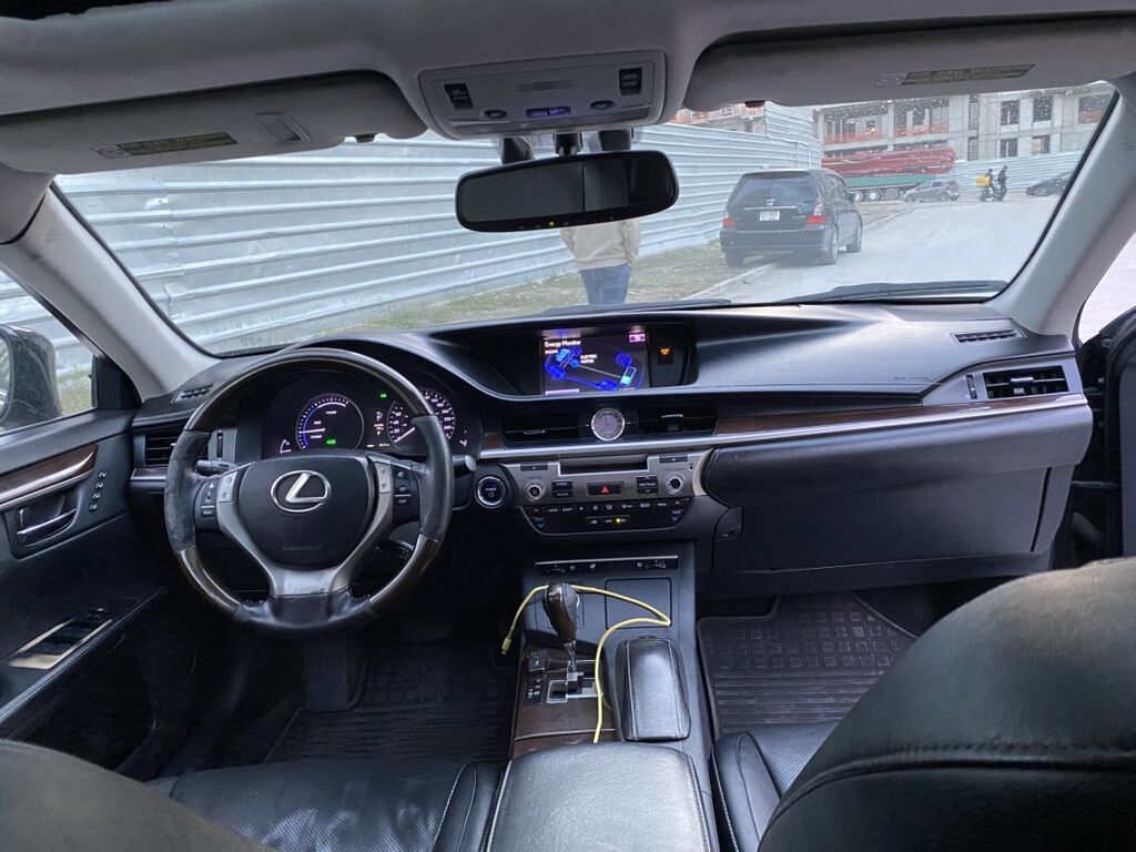 Lexus ES: 2014 г., 2.5 л, Автомат, Гибрид, Седан: фото 4