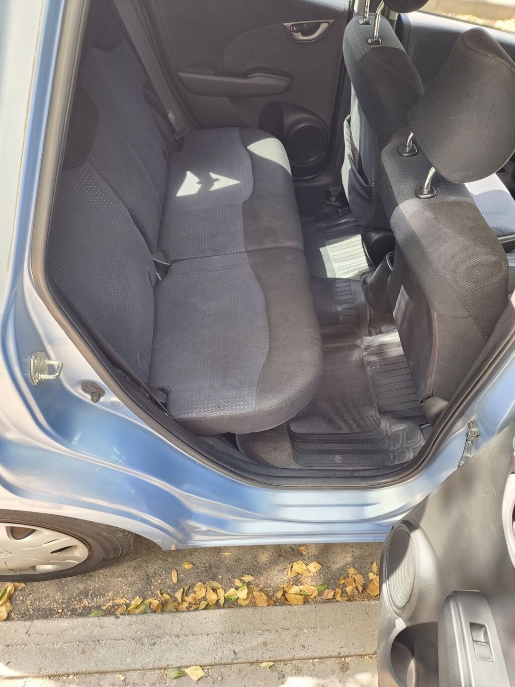 Honda Fit: 2008 г., 1.3 л, Вариатор, Бензин, Хэтчбэк: фото 5