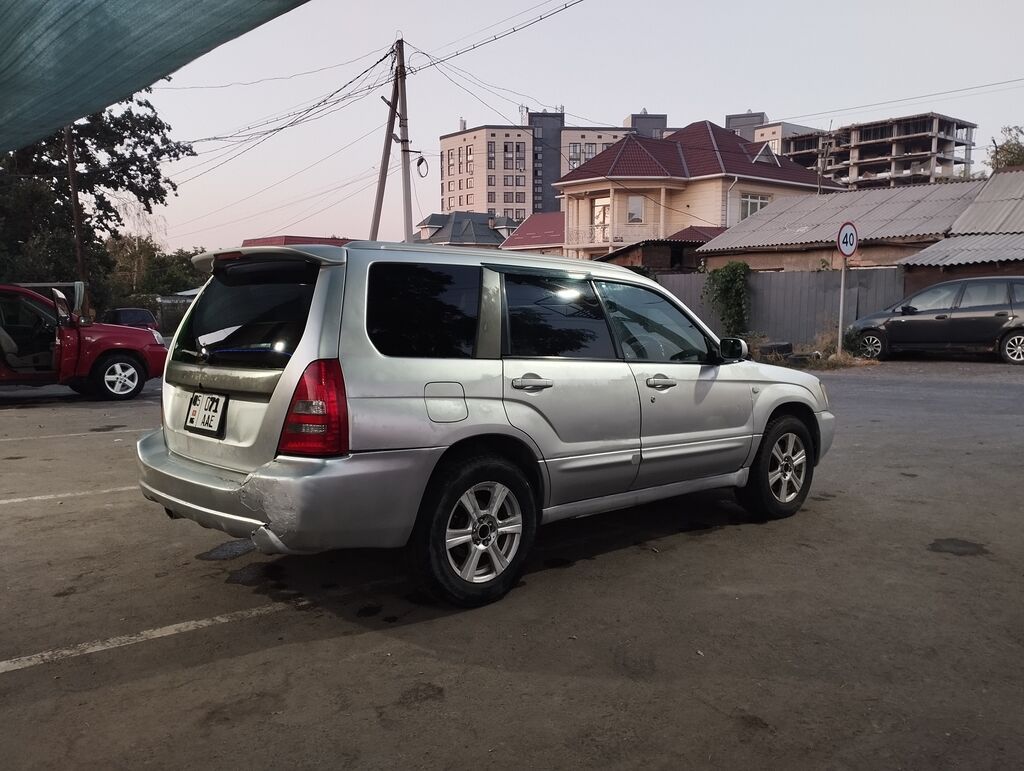 Subaru Forester: 2002 г., 2 л, Автомат, Бензин, Кроссовер: фото 5