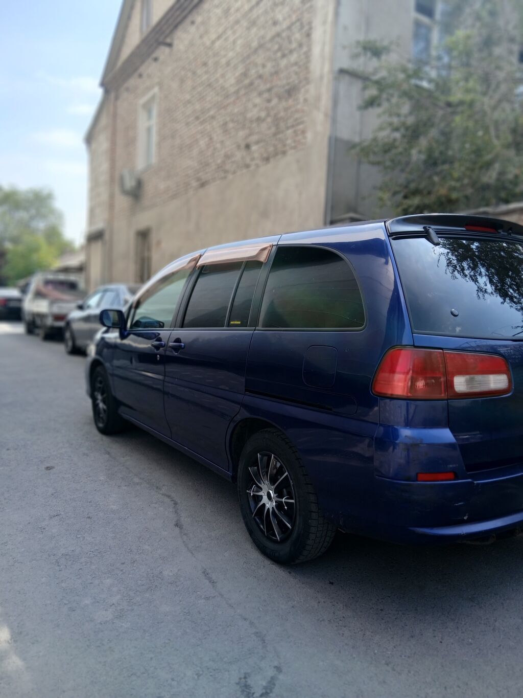 Nissan Liberty: 2003 г., 2 л, Вариатор, Газ, Универсал: фото 3