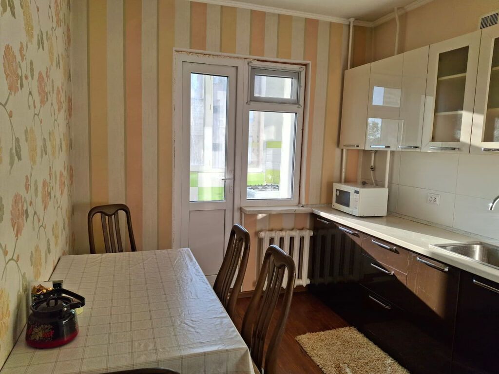 Сдается 2-ух комнатная квартира, в4-ом мкр, Площадь 54 м2, 3-ый этаж: фото 6