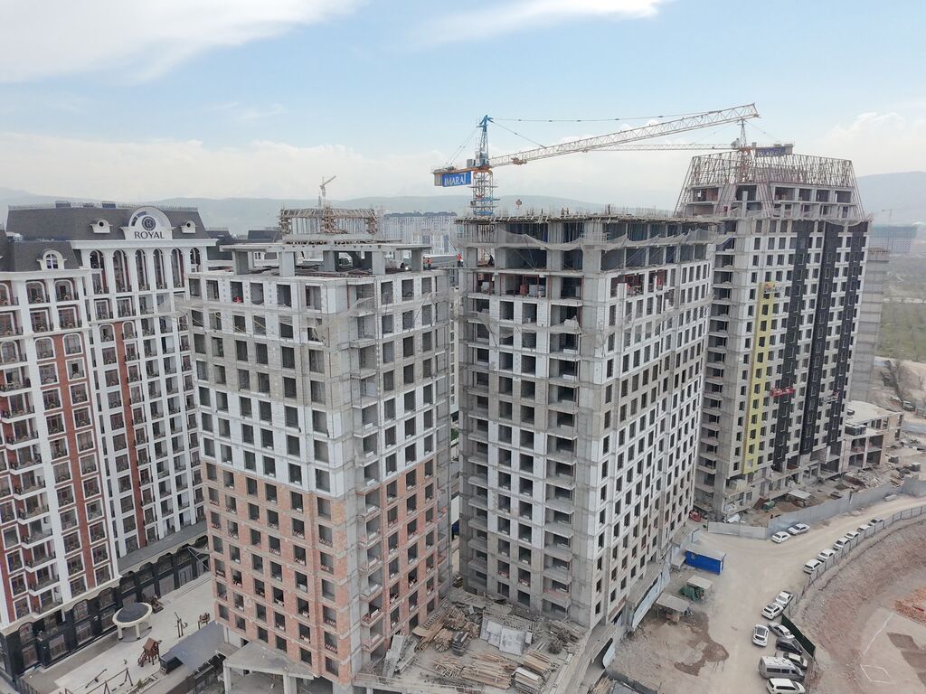 3 комнаты, 117 м², Южная Магистраль Элитка, 18 этаж, ПСО (под самоотделку): фото 1