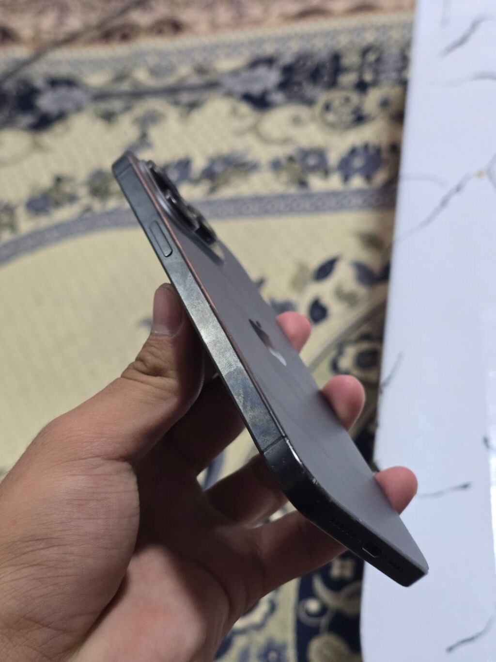 IPhone 15 Pro, Б/у, 256 ГБ, Black Titanium, Зарядное устройство, Защитное стекло, Чехол, 86 %: фото 3
