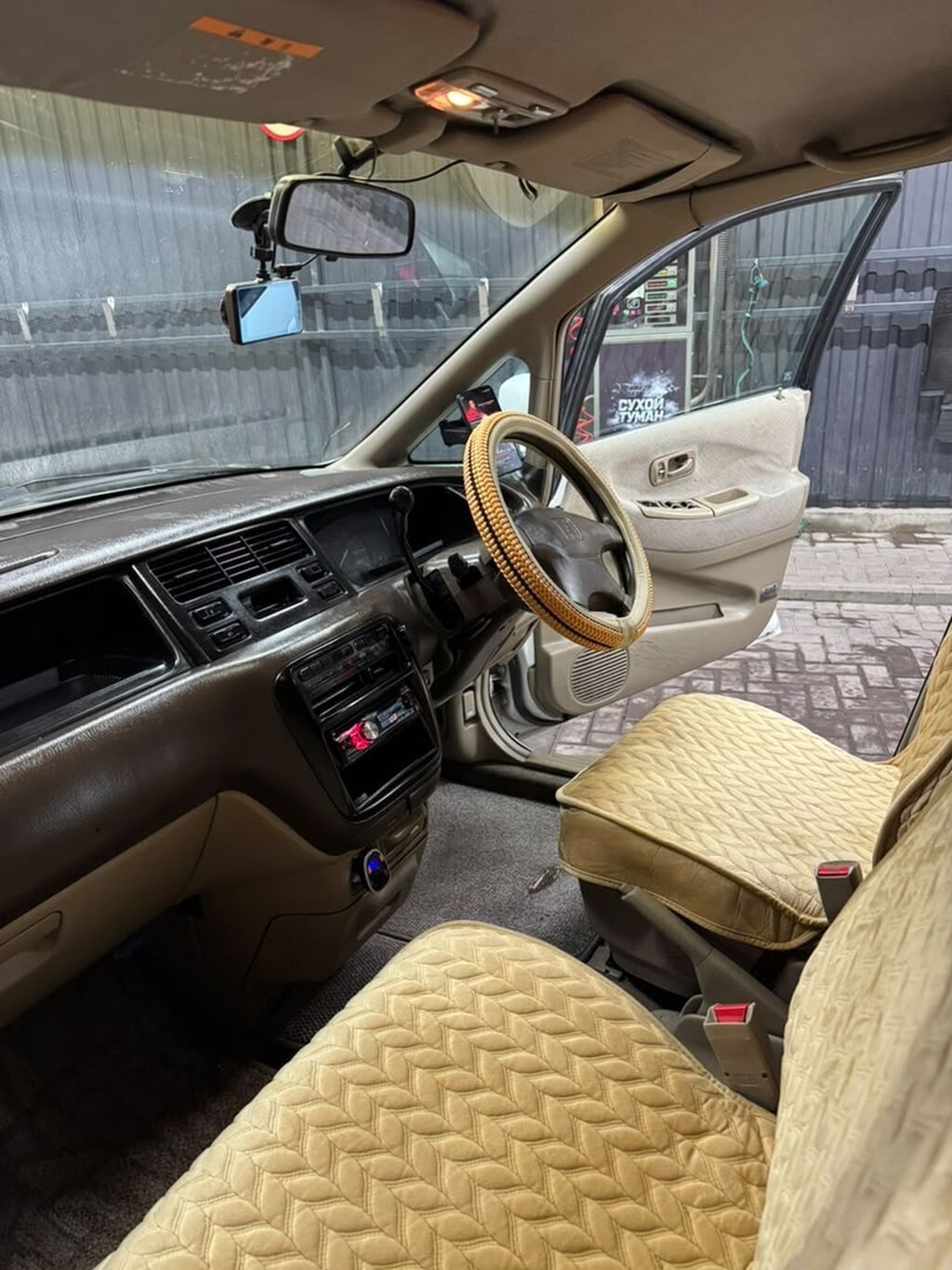 Honda Odyssey: 1999 г., 2.3 л, Автомат, Газ, Минивэн: фото 4