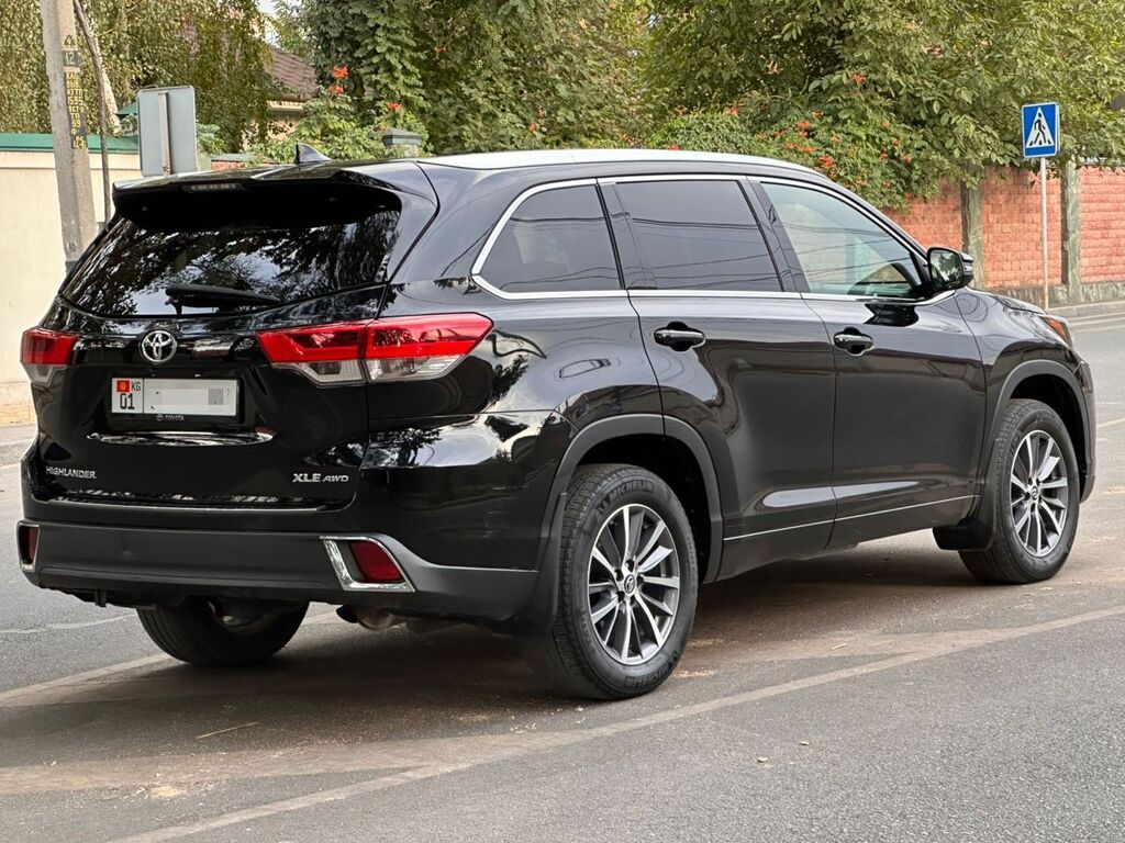 Toyota Highlander: 2018 г., 3.5 л, Автомат, Бензин, Кроссовер: фото 4