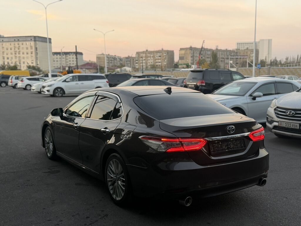 Toyota Camry: 2019 г., 2.5 л, Автомат, Бензин, Седан: фото 5