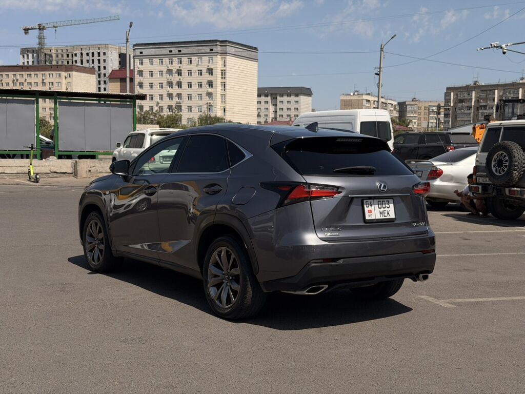 Lexus NX: 2015 г., 2 л, Автомат, Бензин, Кроссовер: фото 3