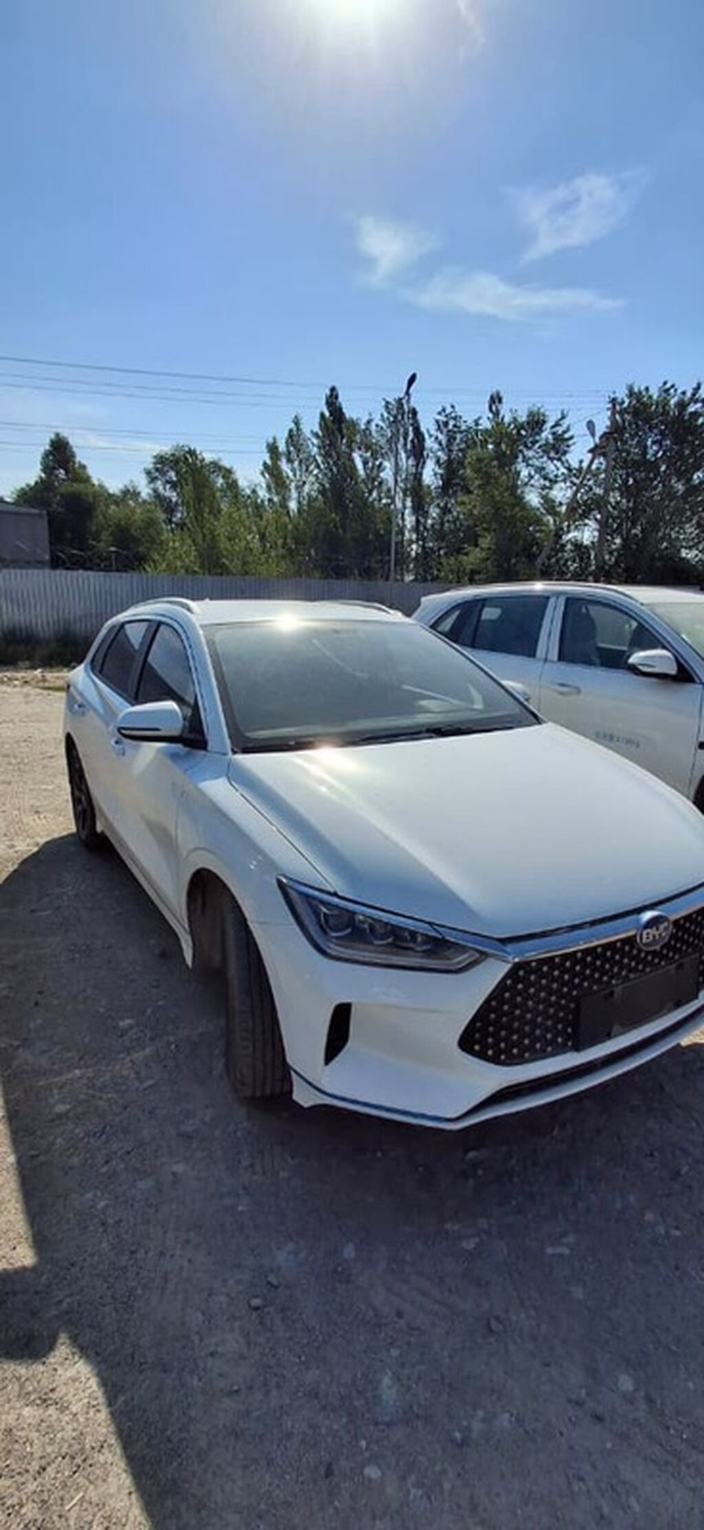 BYD E2: 2021 г., Электромобиль, Хэтчбэк: фото 4