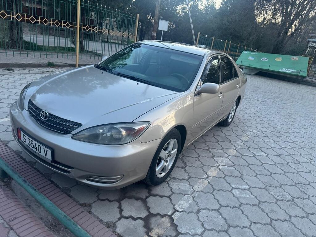 Toyota Camry: 2003 г., 2.4 л, Автомат, Бензин, Седан: фото 1