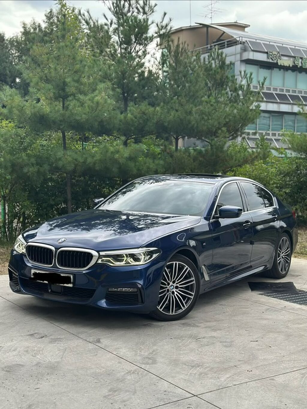 BMW 5 series: 2019 г., 2 л, Автомат, Бензин, Седан: фото 2