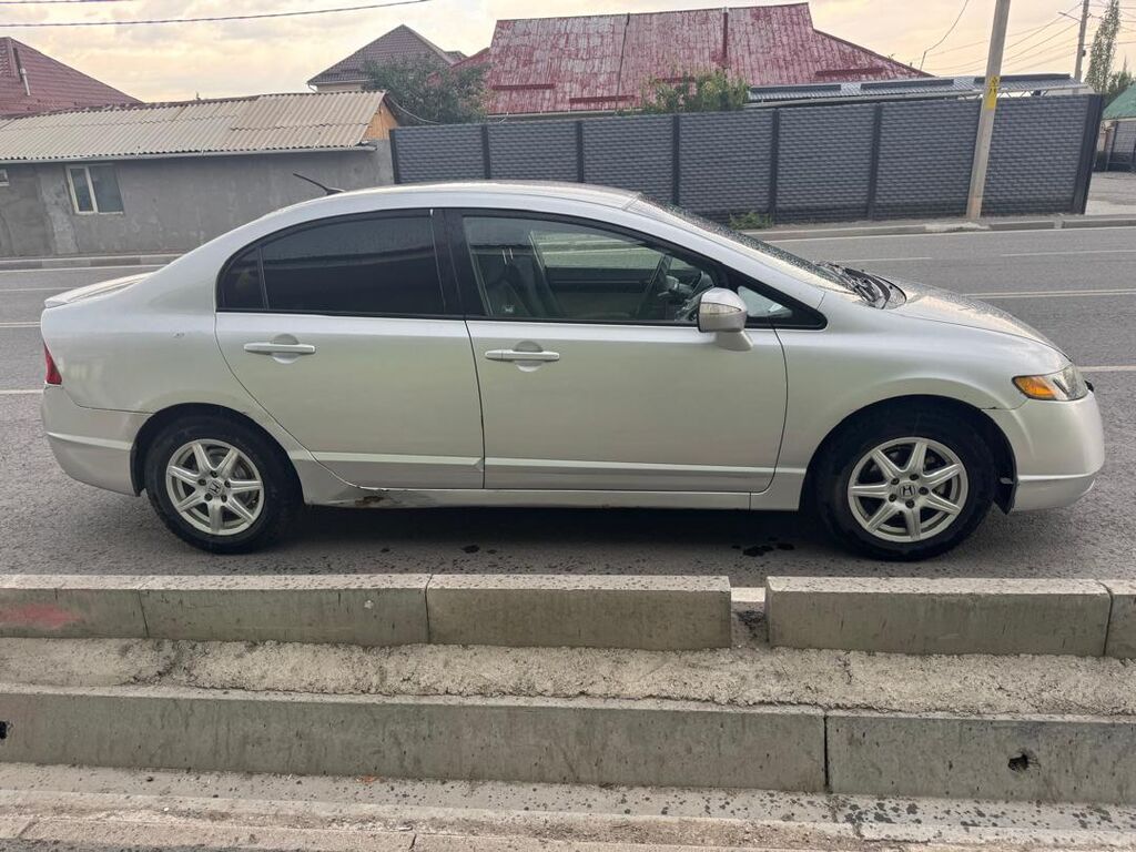 Honda Civic: 2007 г., Автомат, Гибрид, Седан: фото 4