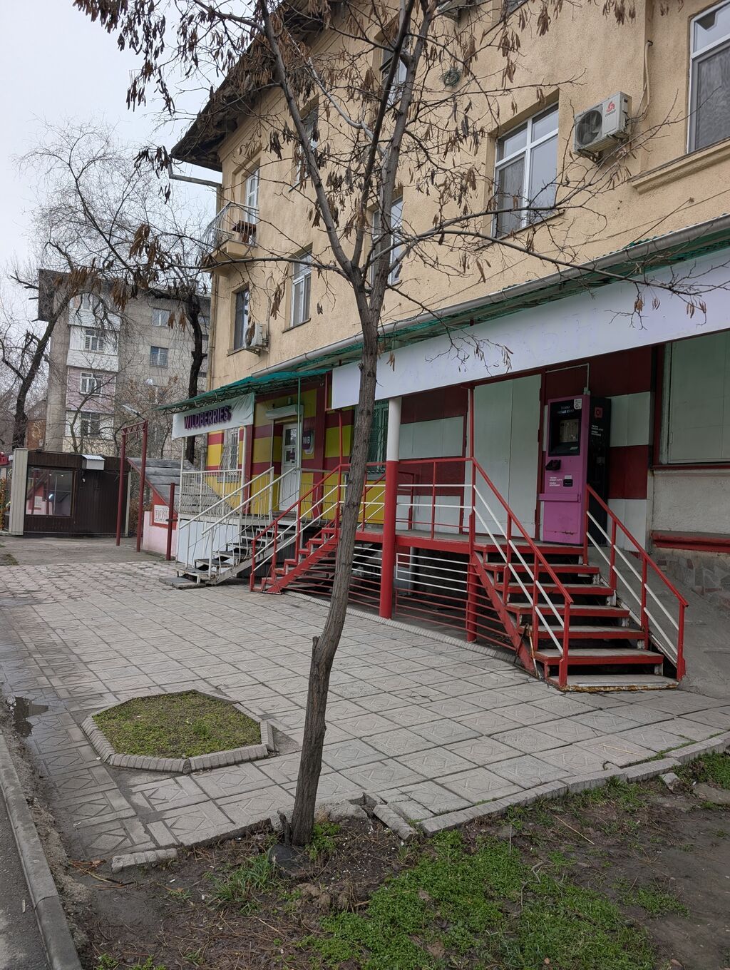 Аренда нежилого,торгового помещения.70 кв.м. Помещение: - Просторный: фото 7