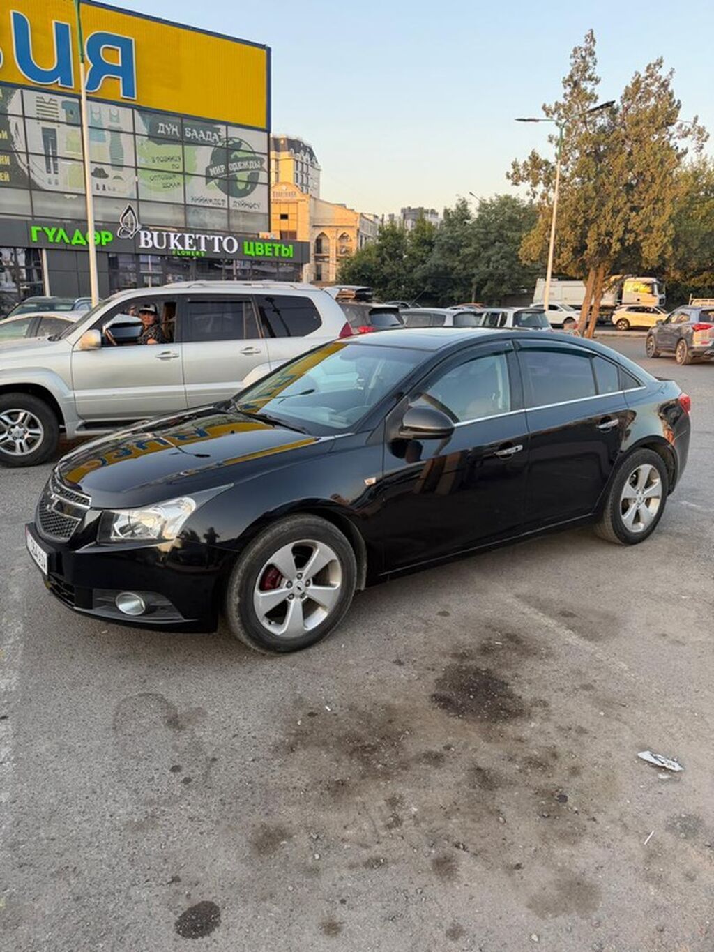 Chevrolet Cruze: 2010 г., 1.8 л, Автомат, Бензин, Седан: фото 3