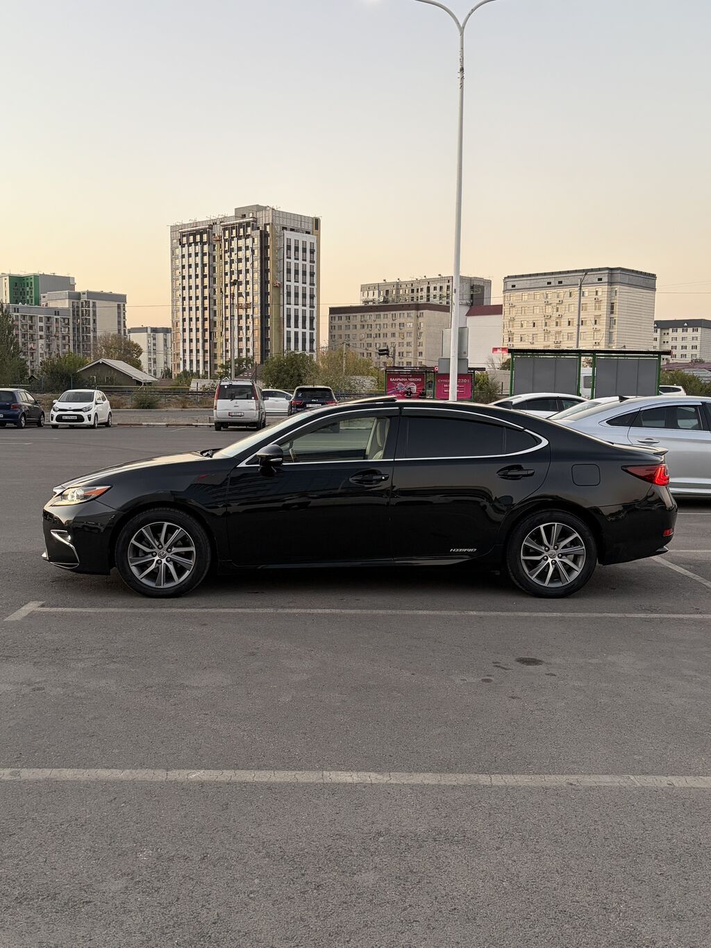 Lexus ES: 2016 г., 2.5 л, Автомат, Гибрид, Седан: фото 8