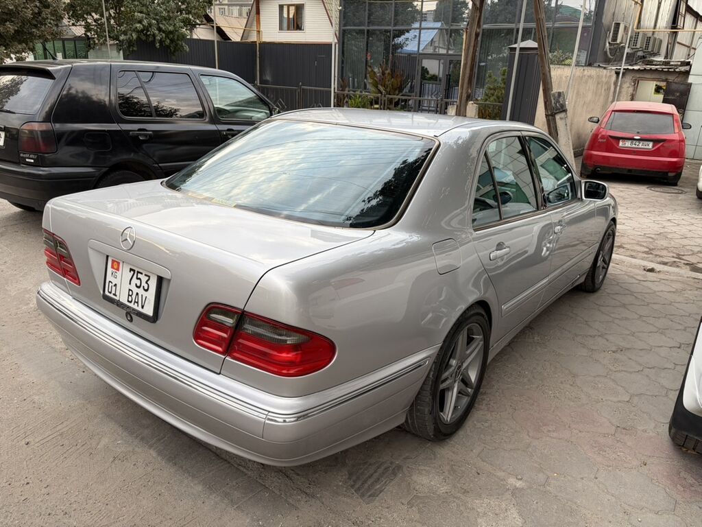 Mercedes-Benz E-Class: 2000 г., 4.3 л, Автомат, Бензин, Седан: фото 4