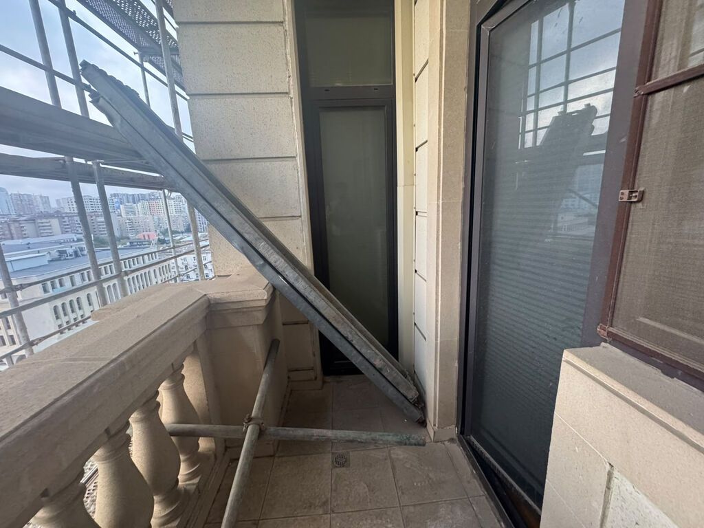 3 otaqlı, Yeni tikili, 97 kv. m
