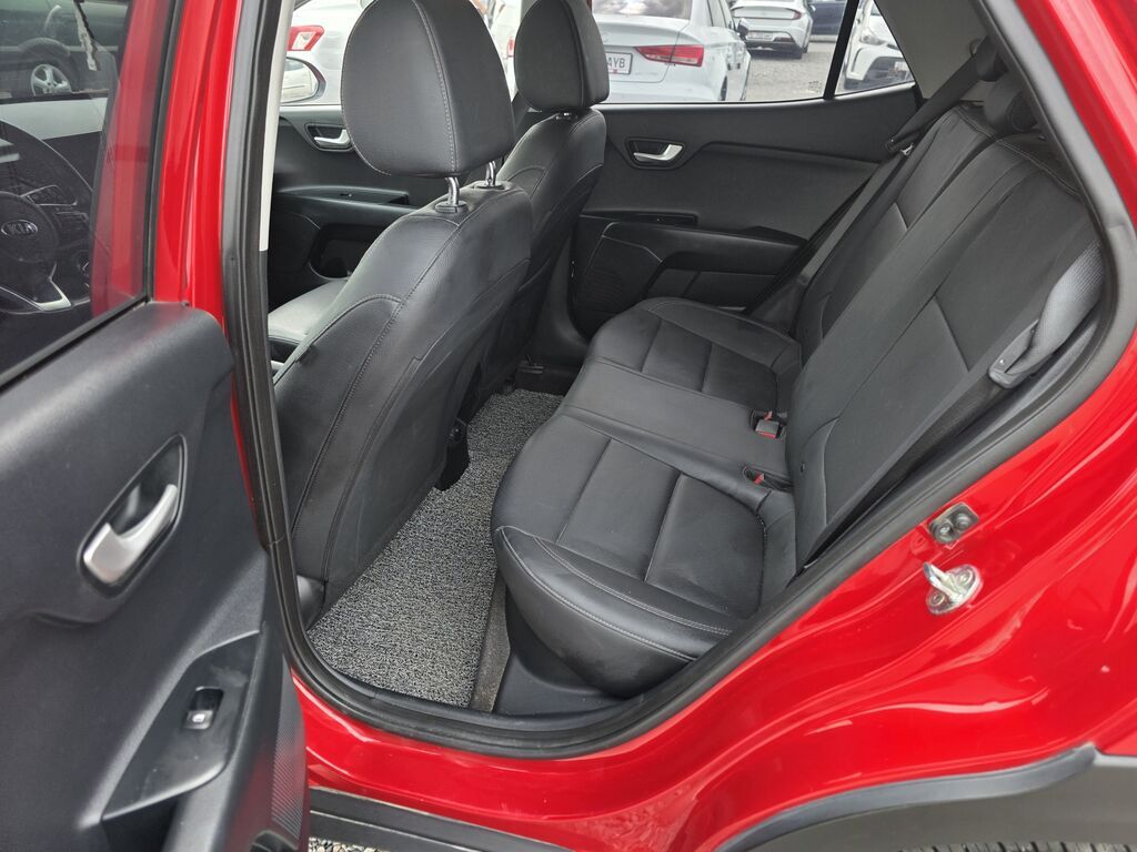 Kia Stonic: 2019 г., 1 л, Робот, Бензин, Кроссовер: фото 7