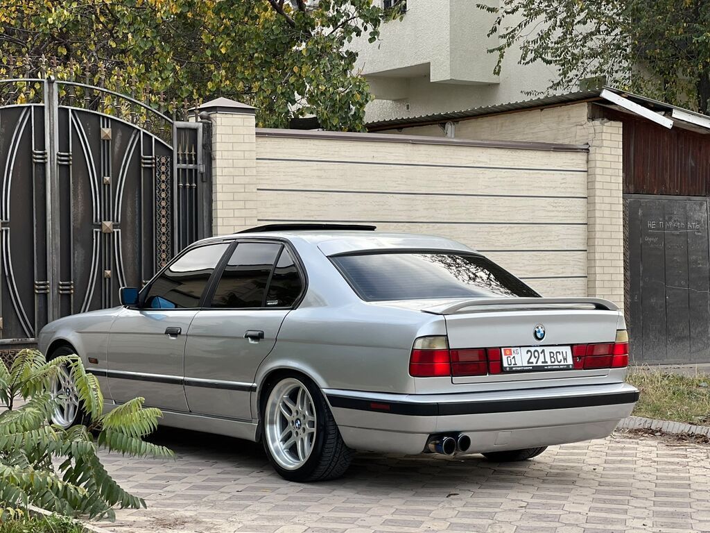 BMW 5 series: 1991 г., 2.5 л, Механика, Бензин, Седан: фото 5