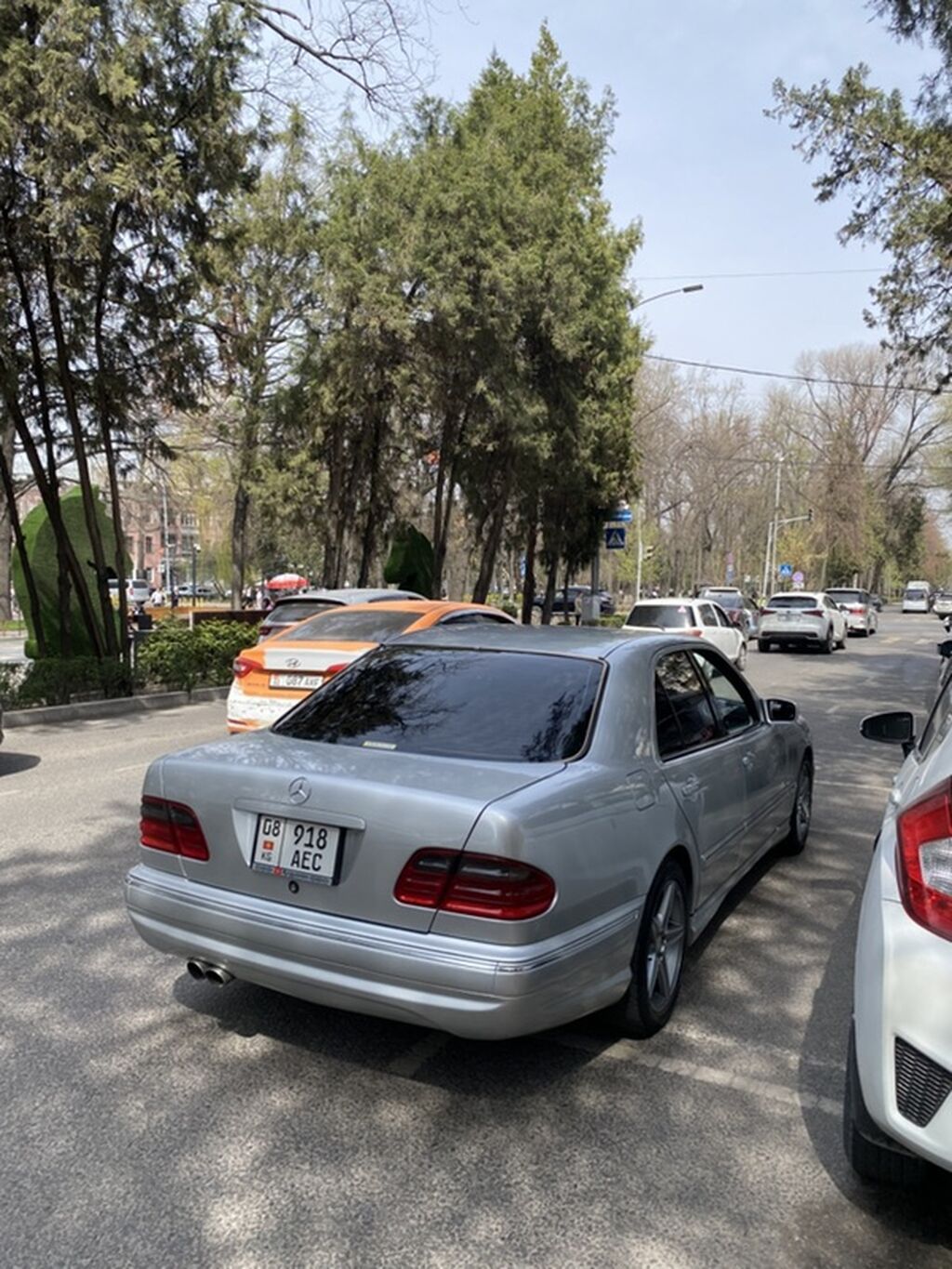 Mercedes-Benz E-Class: 2001 г., 3.2 л, Автомат, Бензин, Седан: фото 2