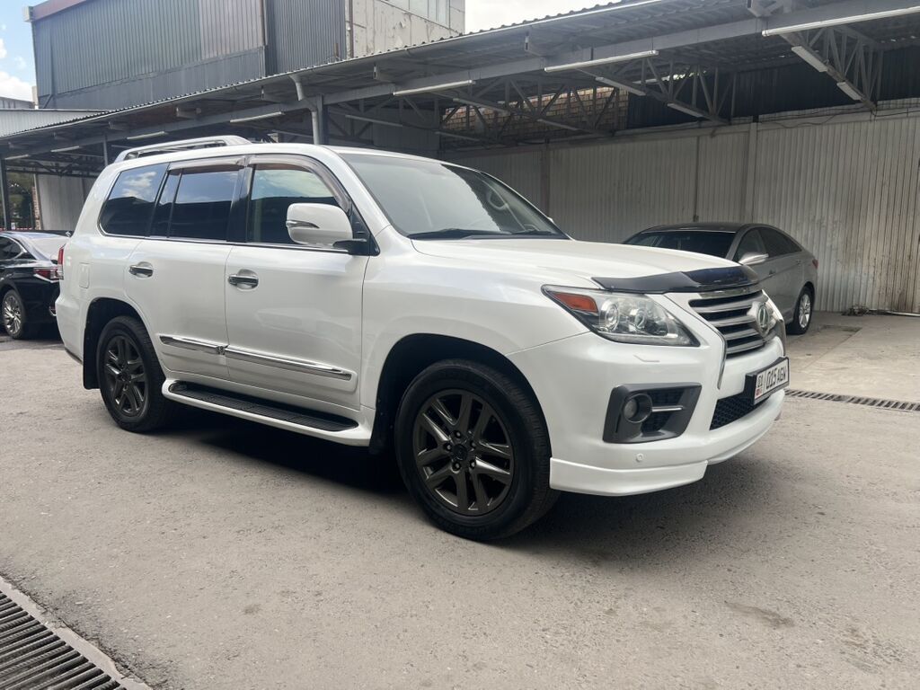 Lexus LX: 2013 г., 5.7 л, Автомат, Бензин, Внедорожник: фото 2