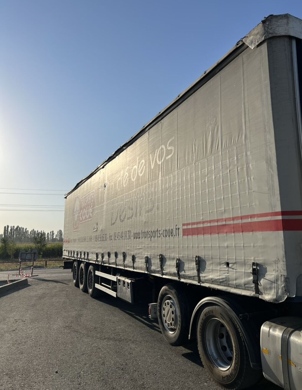 Шторный полуприцеп Transports Coué - Тип: тентованный (шторный): фото 3