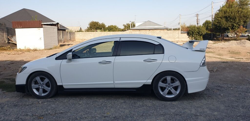 Honda Civic: 2010 г., 1.8 л, Автомат, Бензин, Седан: фото 5