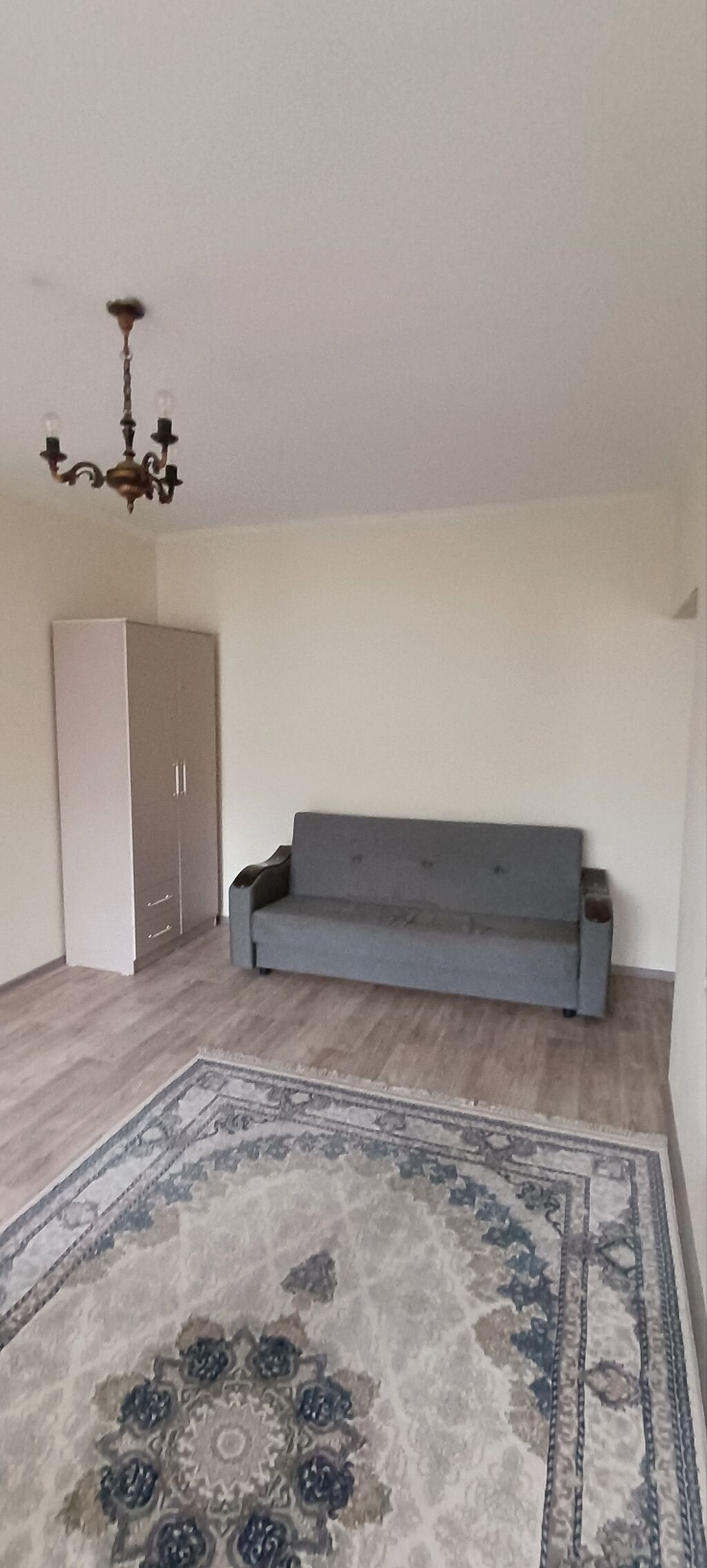 1 комната, 35 м², 12 мкр 106 серия улучшенная, 6 этаж, Косметический ремонт: фото 1
