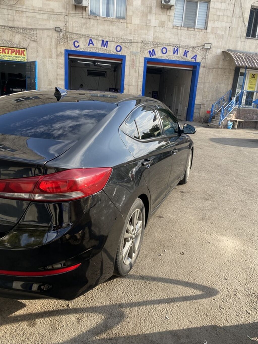 Hyundai Elantra: 2017 г., 2 л, Автомат, Бензин, Седан: фото 5