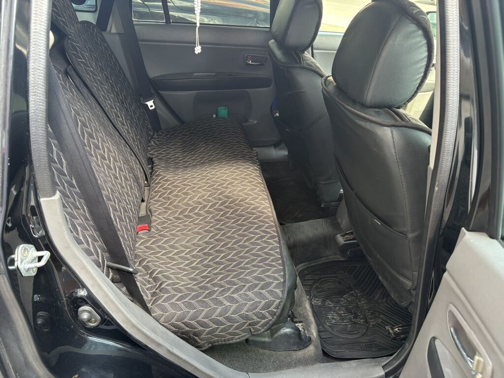 Mazda Demio: 2005 г., 1.3 л, Автомат, Хэтчбэк: фото 3