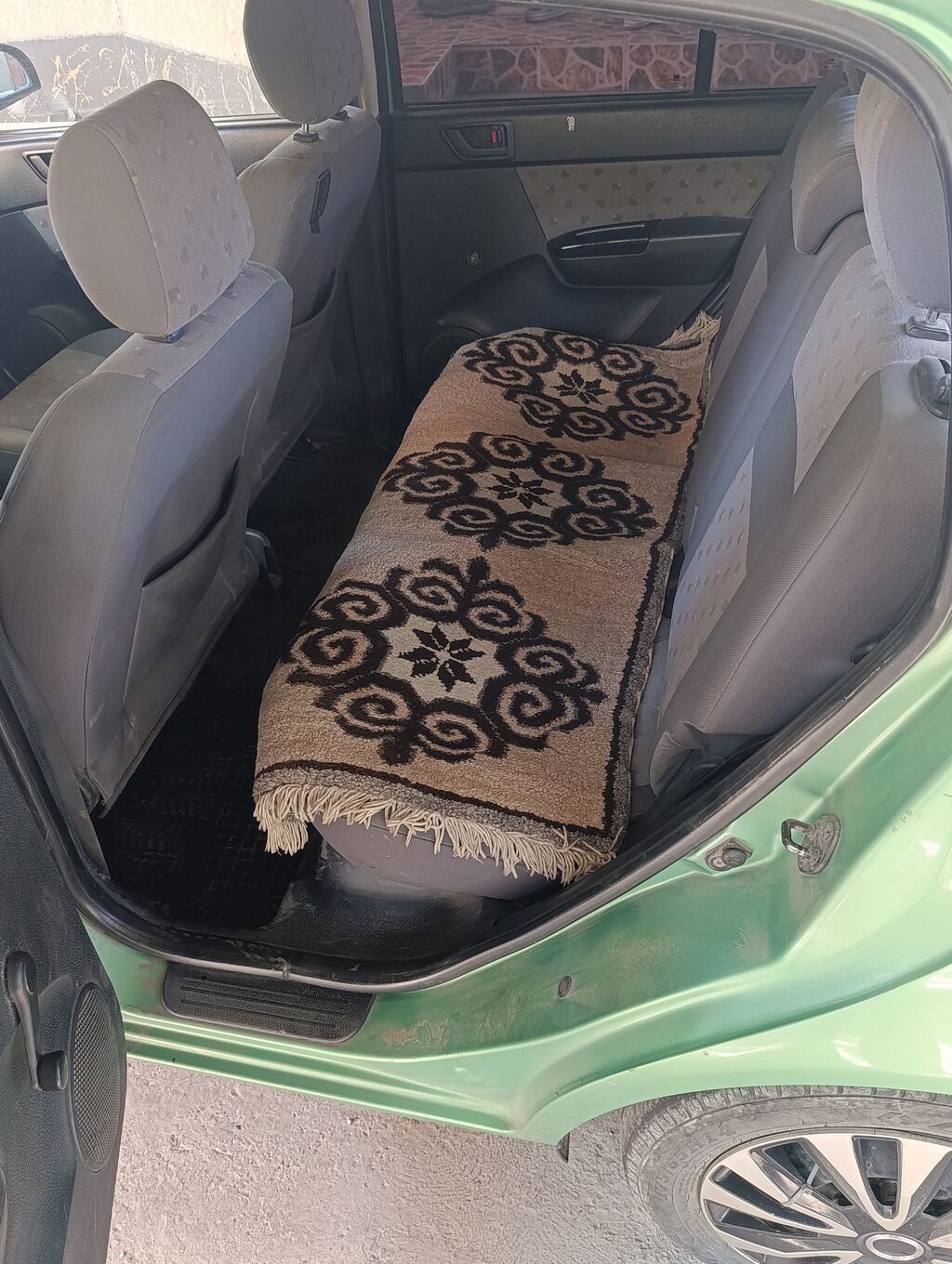 Hyundai Getz: 2004 г., 1.3 л, Механика, Газ, Хэтчбэк: фото 5