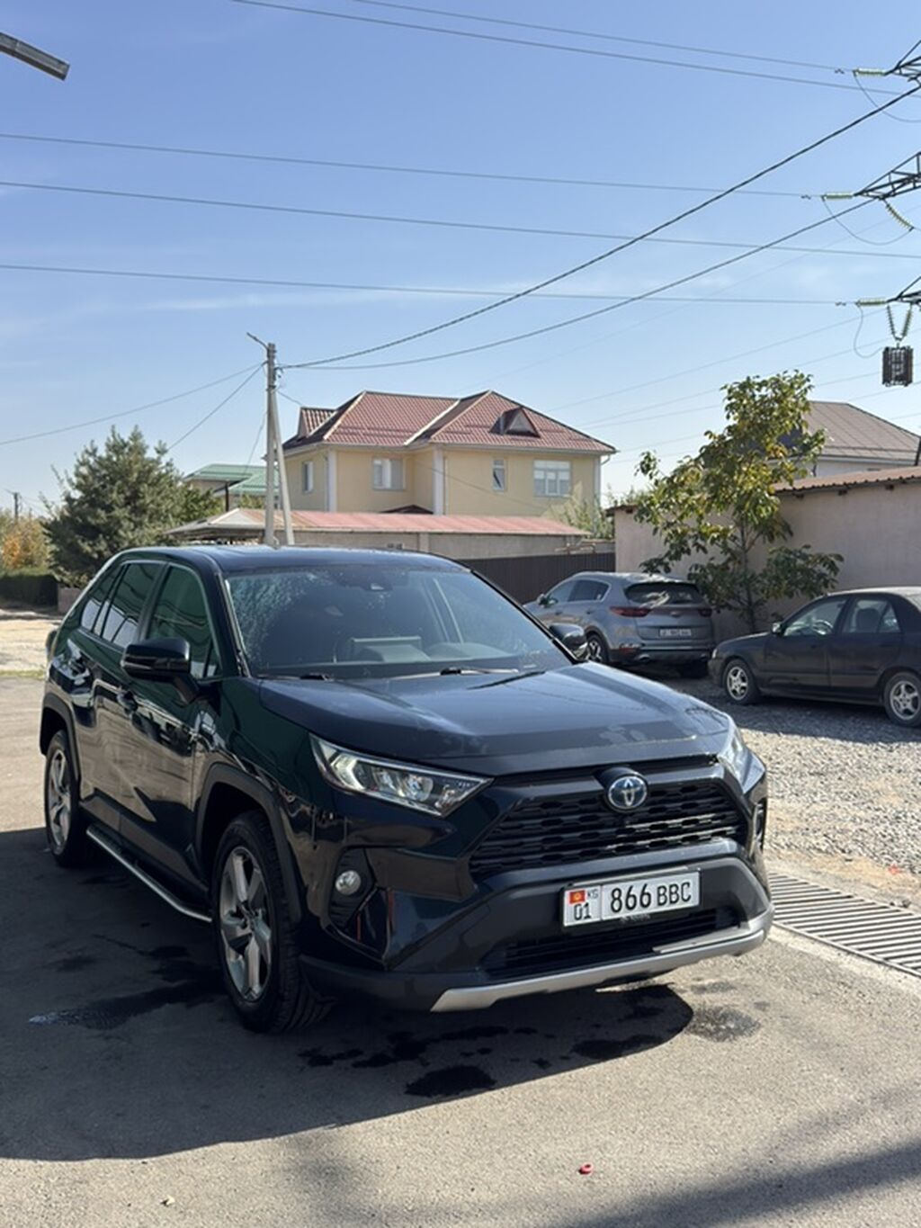 Toyota RAV4: 2020 г., 2.5 л, Вариатор, Гибрид, Кроссовер: фото 1