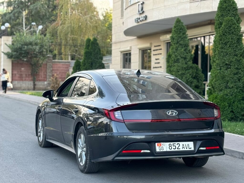 Hyundai Sonata: 2022 г., 2 л, Автомат, Газ, Седан: фото 4