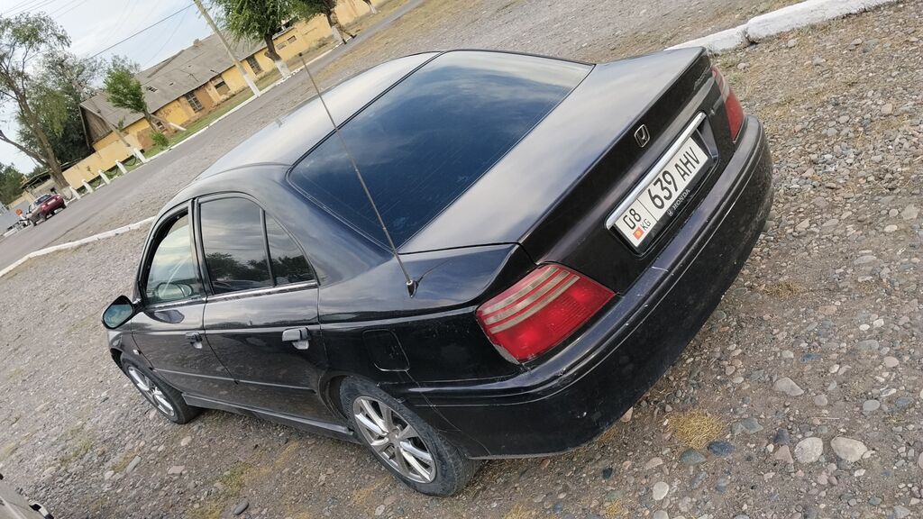 Honda Accord: 1999 г., Механика, Седан: фото 3