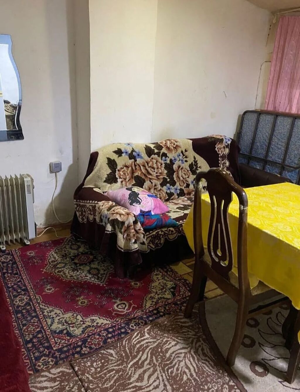 Qiyməti razılaşmaq olar tələbə qız və yaxut ailə olanlar əlaqə