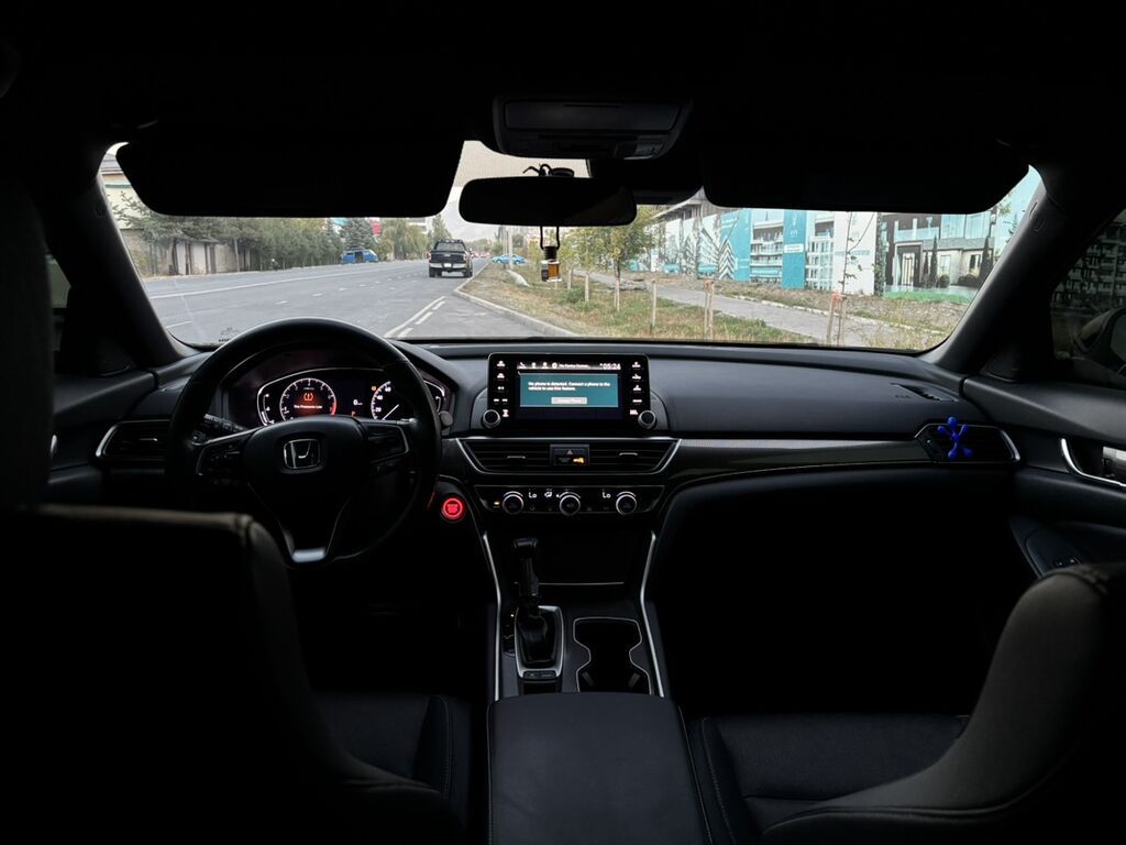 Honda Accord: 2020 г., 1.5 л, Автомат, Бензин, Седан: фото 3
