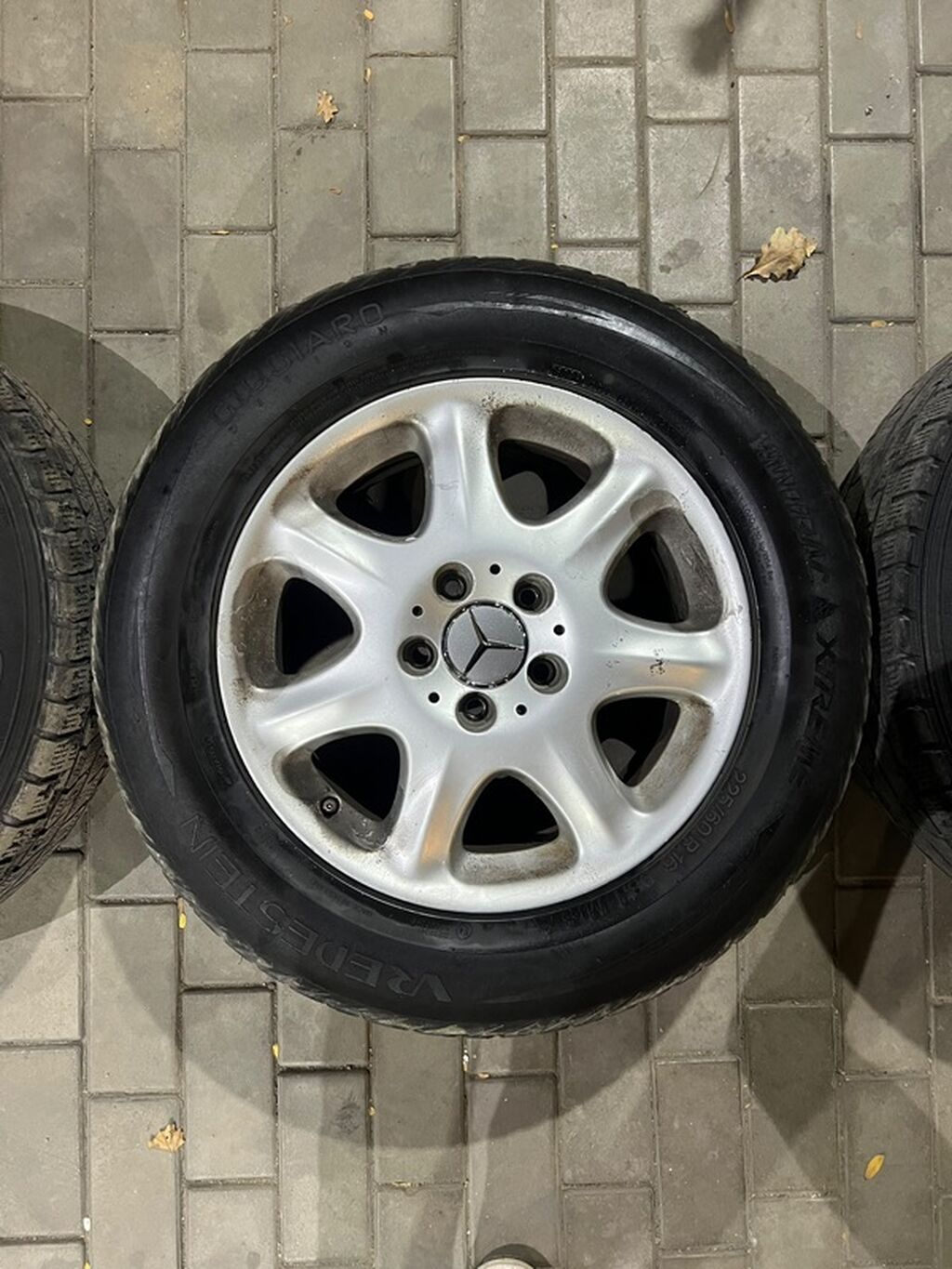 Продаю диски R16 с шинами 225/60, диски не варенные ровные, стояли на: фото 3