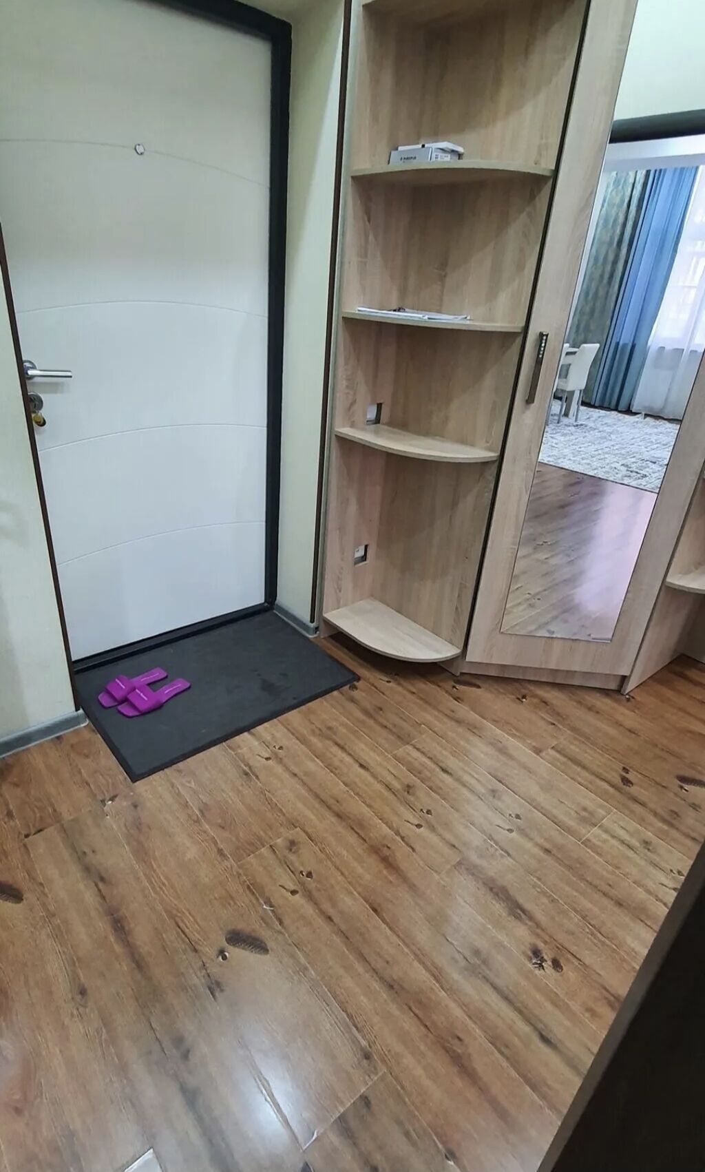 Сдаётся 2-комнатная студия в ЖК Бристоль в районе Асанбай. Квартира: фото 7