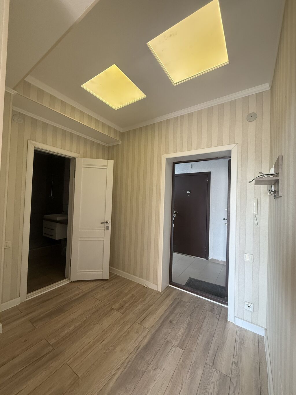 2 комнаты, 54 м², Асанбай мкр Элитка, 10 этаж, Косметический ремонт: фото 7